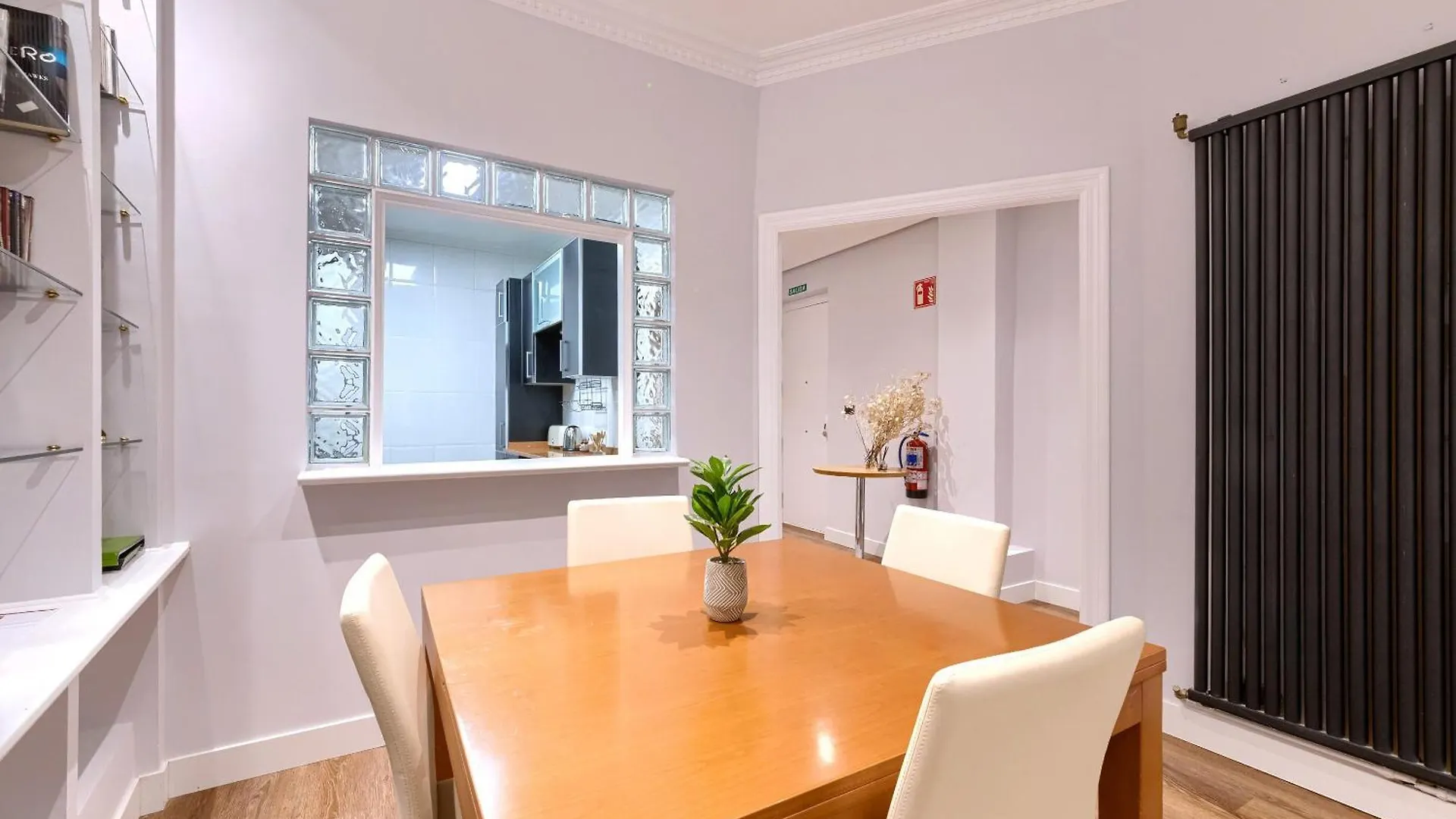 Encantadora Vivienda Turistica A Orillas De La Ria Bilbao Apartment