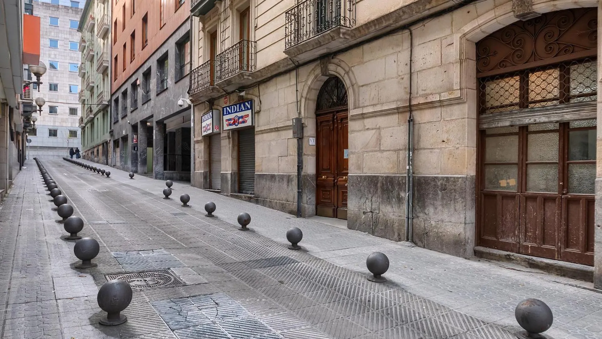 Encantadora Vivienda Turistica A Orillas De La Ria Bilbao